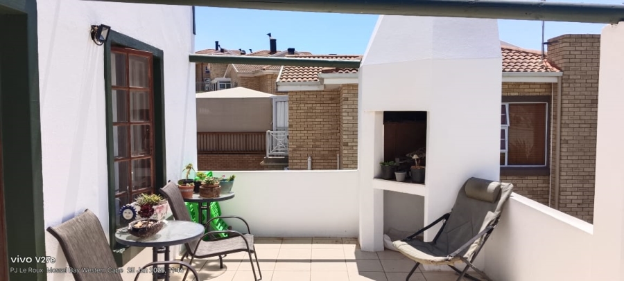 3 Bedroom Property for Sale in Menkenkop Western Cape